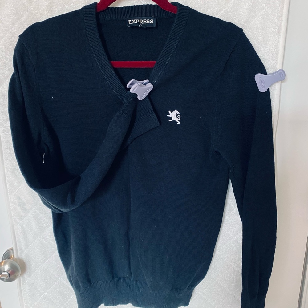 Express Sweater - Picture 2 of 4